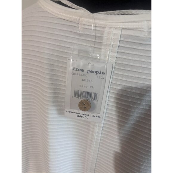 Free People We the Free DALLAS CROP HENLEY TOP IN WHITE Womens Top Size XL - Picture 6 of 10